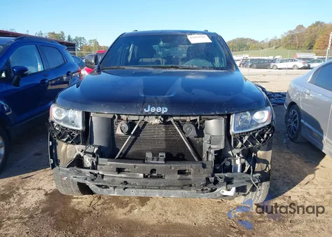 2015 Jeep Grand Cherokee Laredo z USA, uszkodzony, nr VIN 1C4RJFAG2FC135247